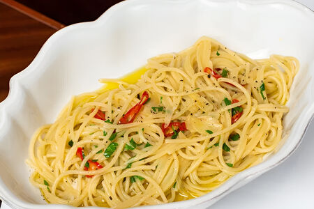 Спагетти Алио-олио