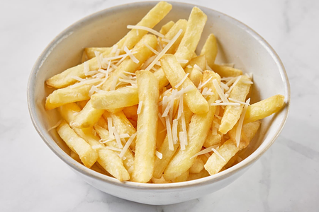 Картофель фри с пармезаном