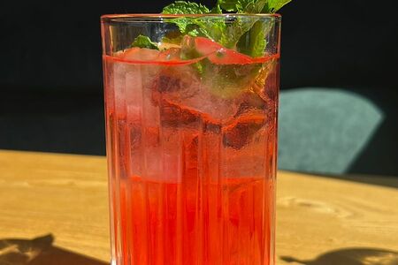 Клубничный лимонад