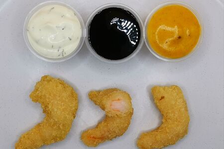 3 креветки в панировке