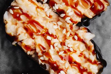 Гункан с креветкой