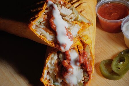 Шаурма в сырном лаваше