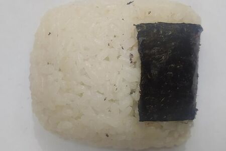 Онигири с креветкой