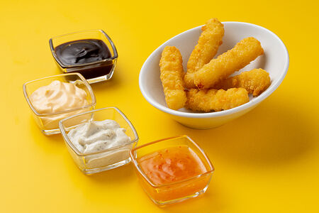 Сырные палочки из моцареллы M