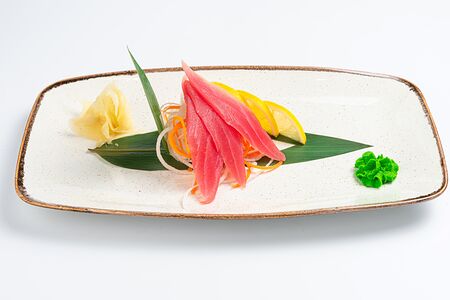 Сашими Тунец