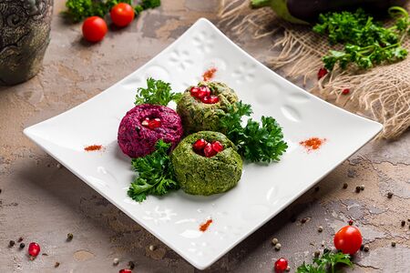 Ассорти пхали