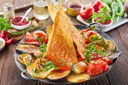 Садж ковурма из курицы