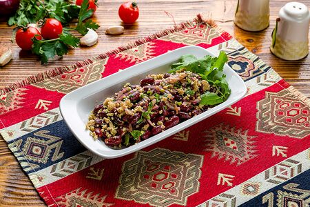 Красное лобио с орехами