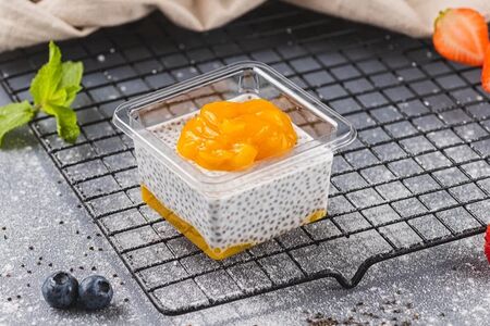 Десерт Чиа с манго