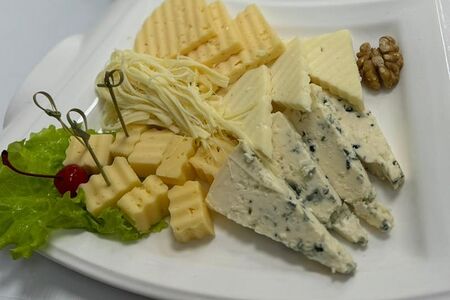 Сырная тарелка
