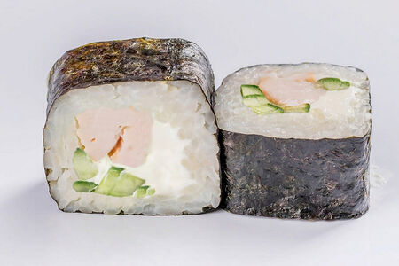 Тори Футомаки