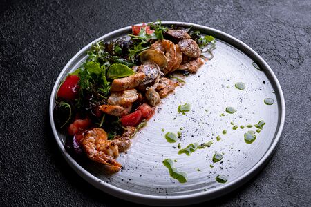 Салат с морепродуктами