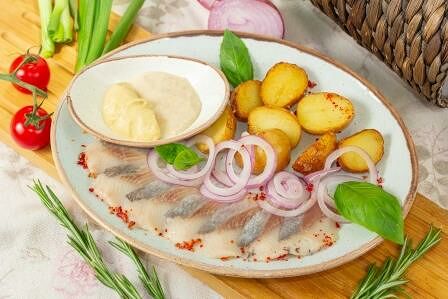 Сельдь с бейби картофелем