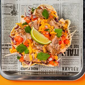 С томленой свининой 