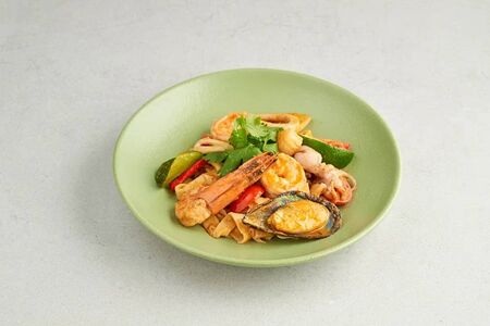 Лапша Вок Том ям Ultimate