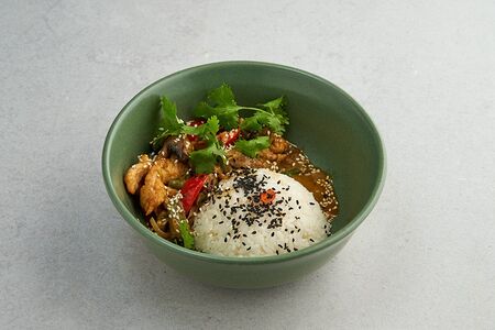 Вок Желтый карри с курицей