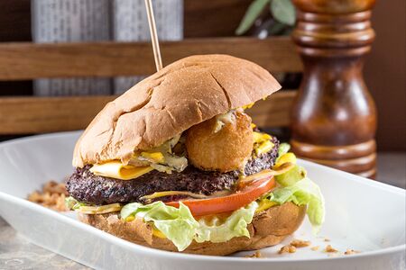 Сырная бомбежка 