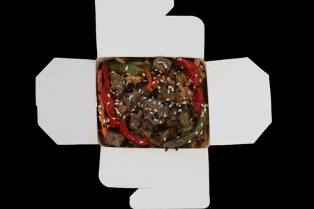 Рис по-тайски с говядиной