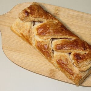 Խաչապուրի խոզապուխտով 