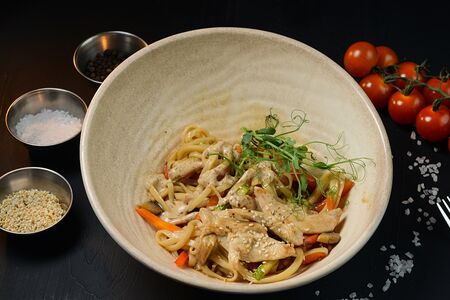 Лапша Wok с курицей