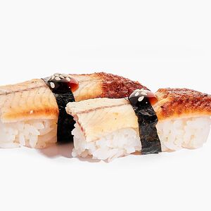 Суши с угрем