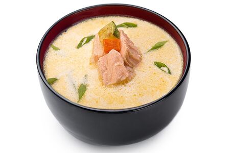 Сливочный суп с лососем