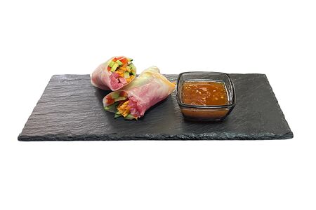 Спринг-ролл с тунцом 