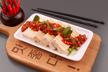 Тубу с соусом Тендян