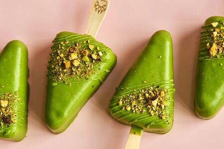 Корнер Фисташка-Вишня 