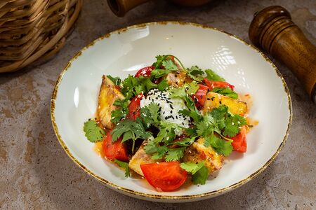 Теплый салат из баклажанов по-азиатски 