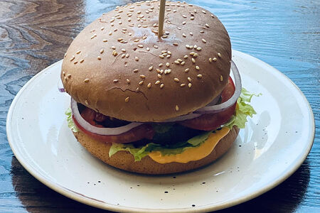 Тейсти бургер