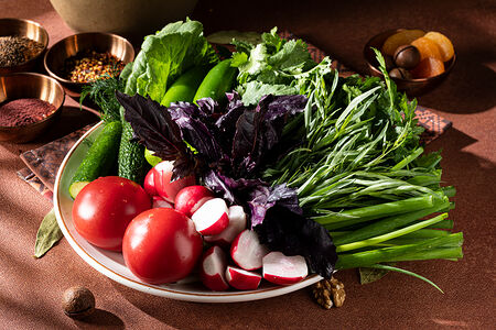 Сезонные овощи с ароматной зеленью