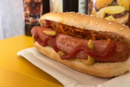 Хот-дог сырный