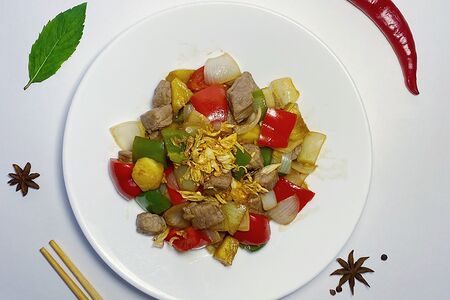 Бо лук лак - говядина с овощами 