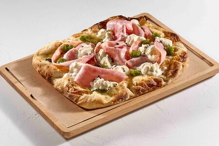 Прошутто котто э пистакио