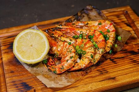 Тигровые креветки гриль