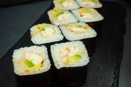 Ролл Спайс Эби