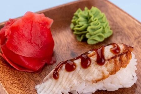 Суши с угрем