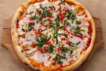 Ветчина с грибами 35 см