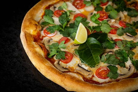 Пицца Том-ям курочка