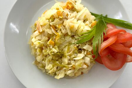 Капуста тушеная