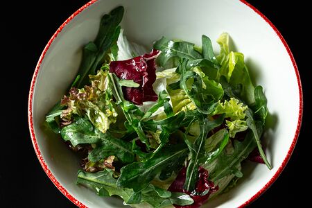 Зеленый салат