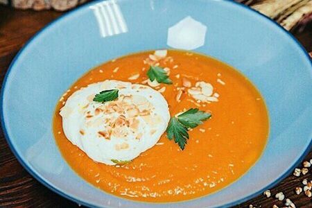 Тыквенный суп с голубым сыром