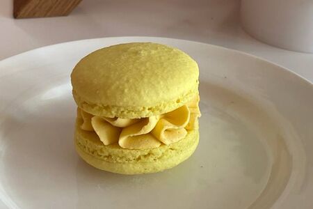 Макаронс Манго