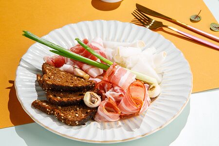 Ассорти из сала 