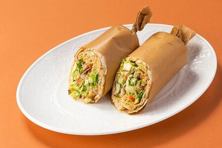 Шаверма с соусом сацебели