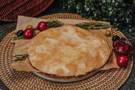 Пирог с говядиной и свининой