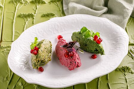 Ассорти Пхали