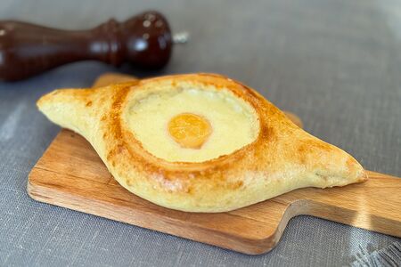 Хачапури по-аджарски