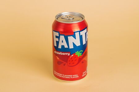 Fanta Клубника США